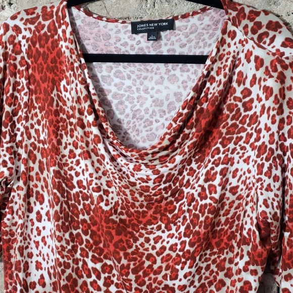 Jones New York collection ladies blouse size large - Picture 3 of 6